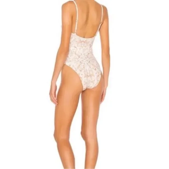 NWT WeWoreWhat Danielle One Piece Swim Suit Cream Size XS